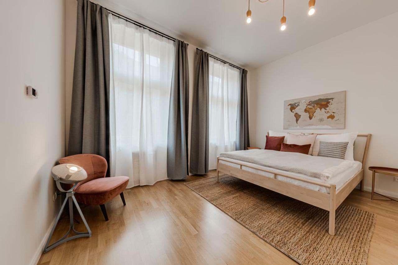 My Prague Apartments Stepanska Екстериор снимка